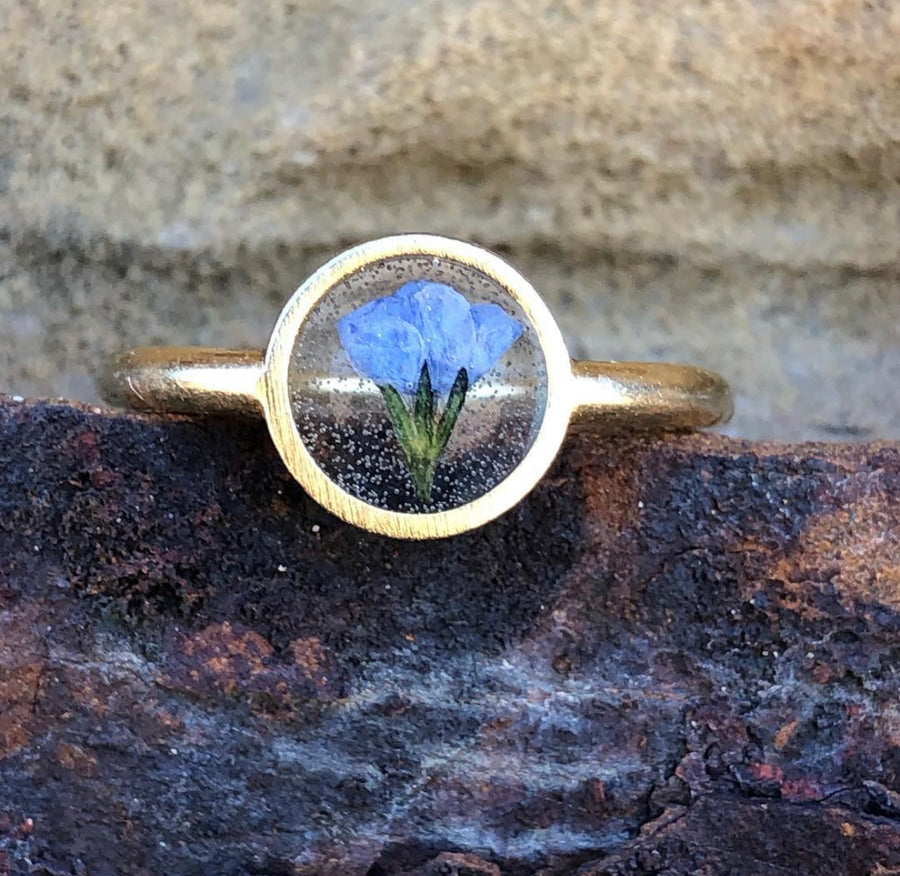 Forget-Me-Not Transparent Circle Ring