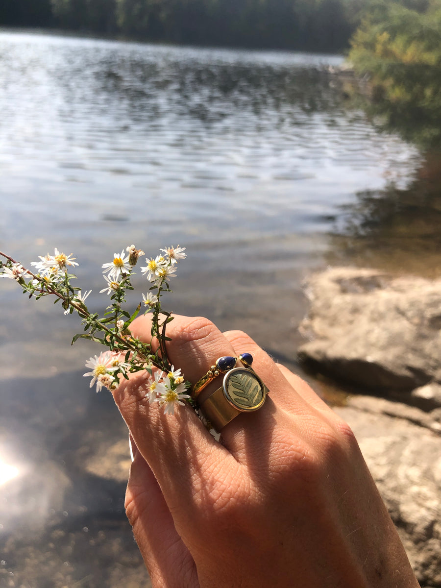 Fern Adjustable Small Circle Ring