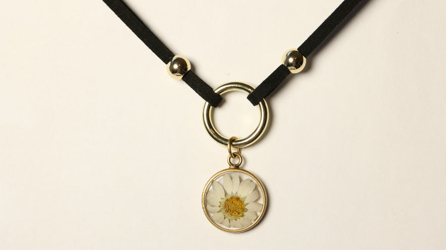 Daisy Choker Necklace