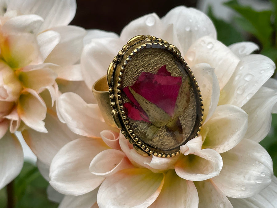 Rose Ornate Oval Adjustable Ring