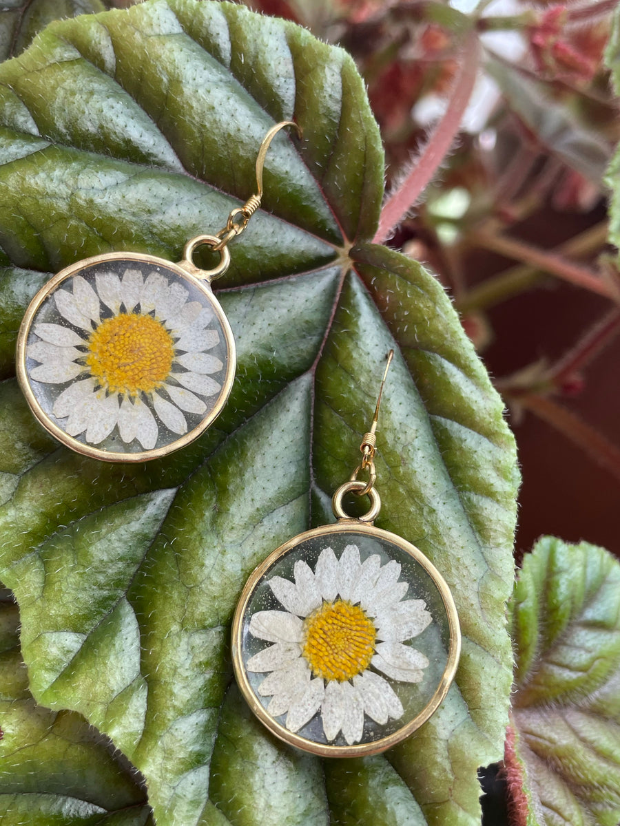 Daisy Hammered Circle Earrings